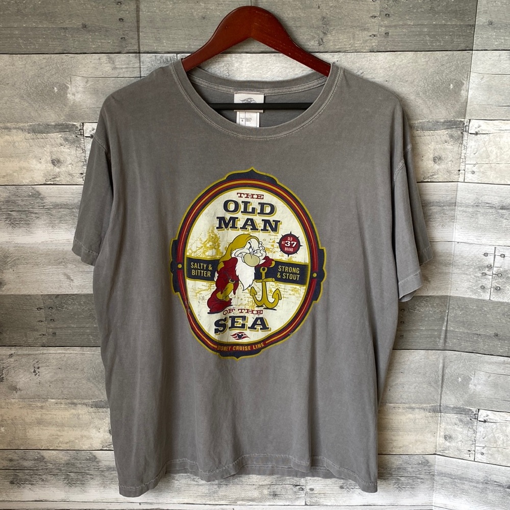 VINTAGE DISNEY CRUISE LINE THE OLD MAN OF THE SEA GRUMPY T-SHIRT GREY MEN LARGE